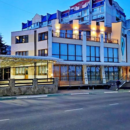 Wellotel Черноморск Экстерьер фото